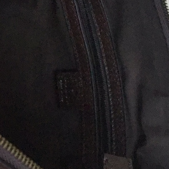 Large Gucci Shoulder Bag - Picture 3 of 6